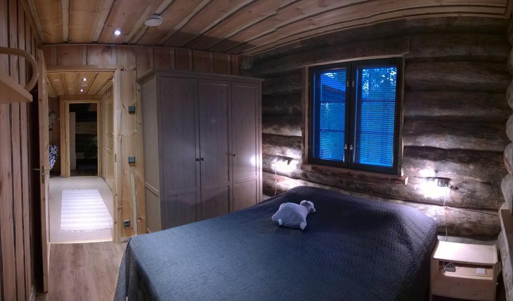 Revontuli Cottage โคลารี ห้อง รูปภาพ